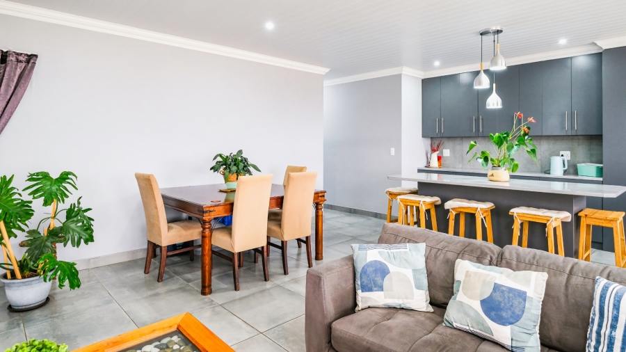 3 Bedroom Property for Sale in Loerie Park Western Cape